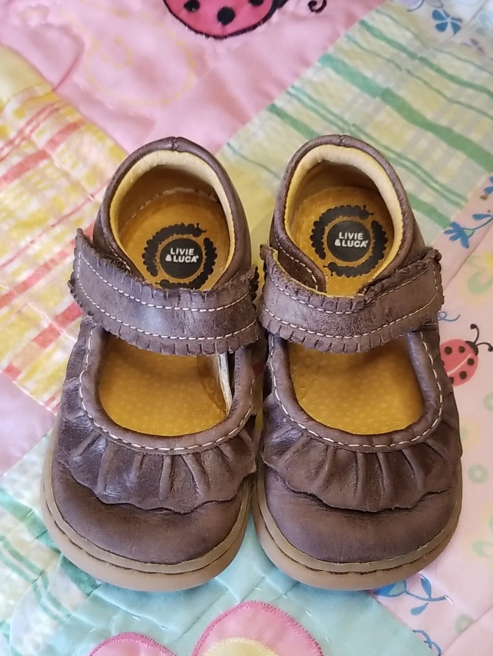 Livie & Luca Soft Originals Made in Mexico Vintage Brown Ruche Size 5